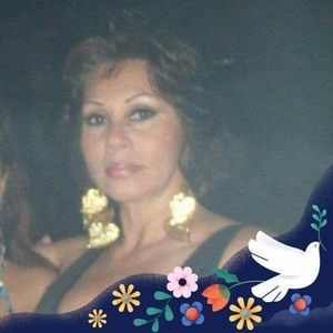 Meet your Posher, Amparo